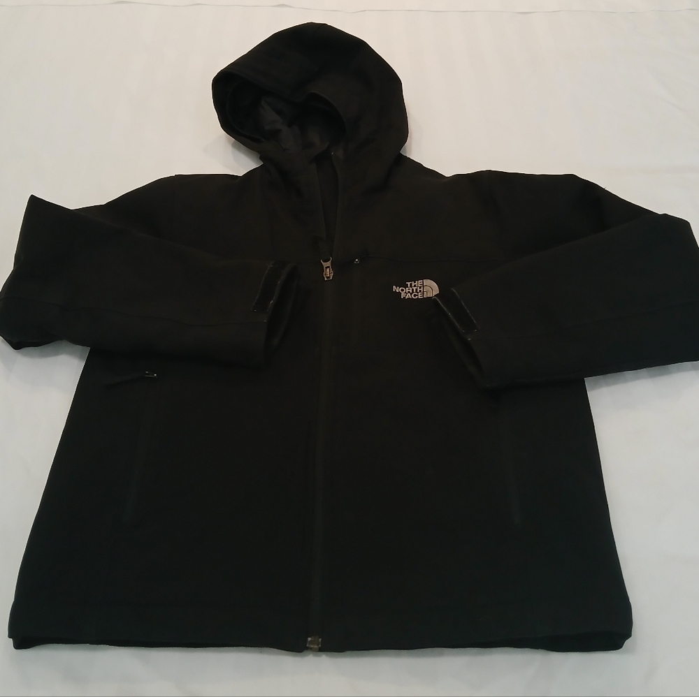 The North Face Full Zip Black Apex Barrier Soft Shell Jacket Boys Medium